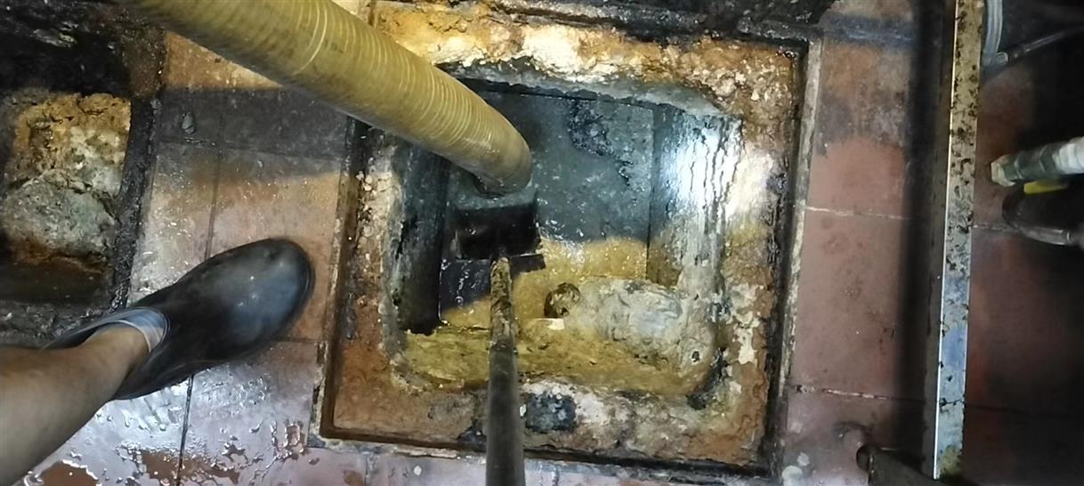 金堂污水池清理一般都有毒气，怎么预防中毒呢？