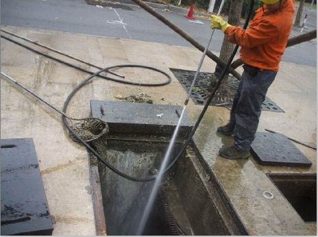 金堂池底污泥如何清理